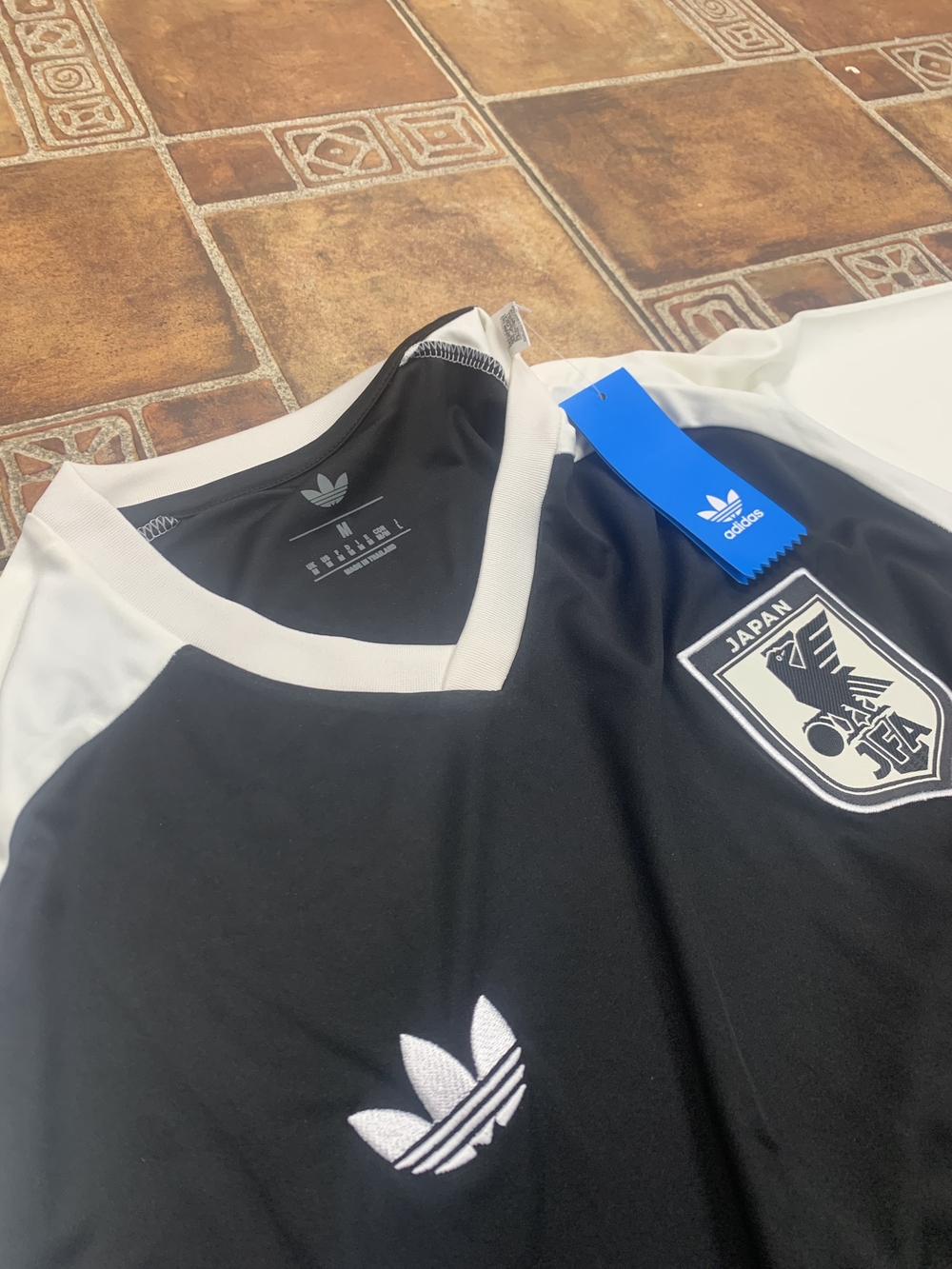 adidas Originals Japan 2026 World Cup Training Jersey Size M - Picture 5 of 6